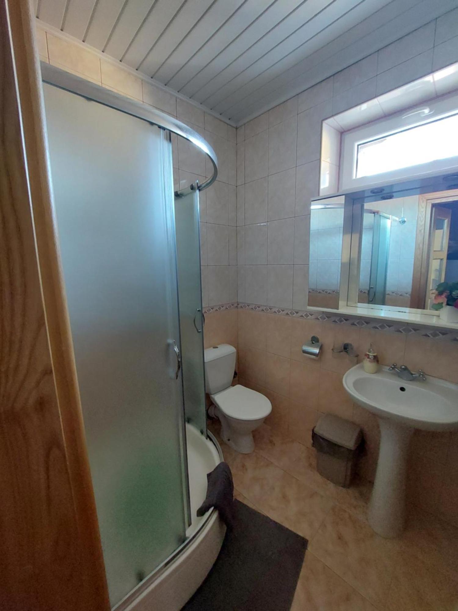Nida Guesthouse At Loreta 部屋 写真